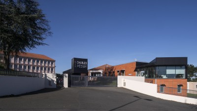 Bâtiment administratif au Lycée Charles Peguy à Gorges
